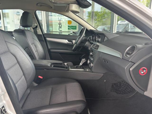 Mercedes-Benz C 180 CGI BlueEfficiency (204.049) 