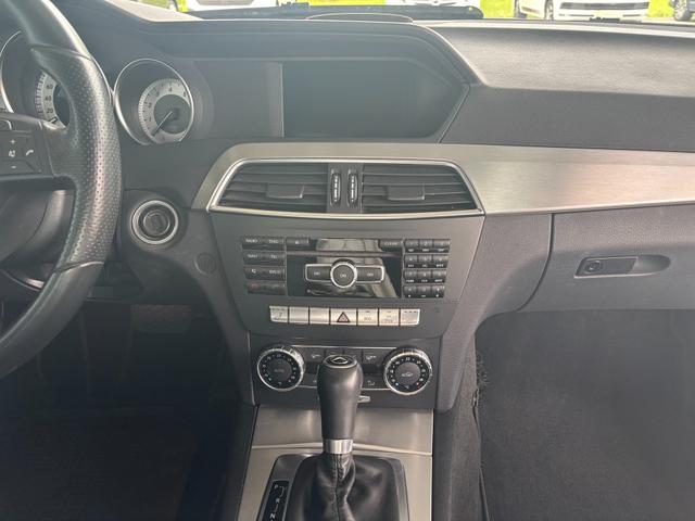 Mercedes-Benz C 180 CGI BlueEfficiency (204.049) 