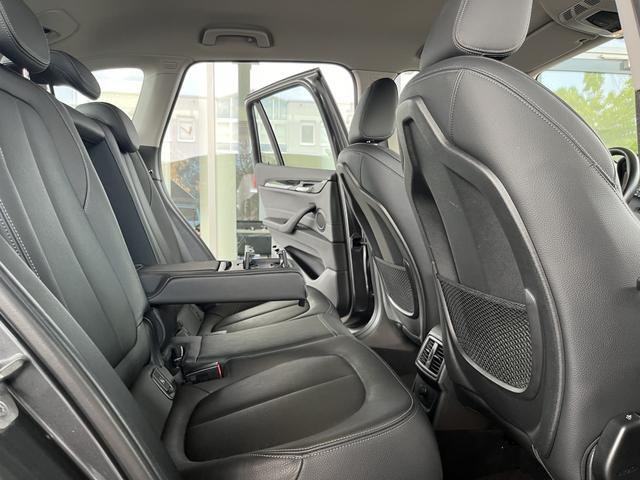BMW X1 xDrive 20 i Sport Line 