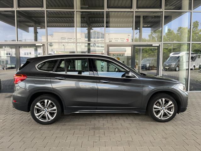 BMW X1 xDrive 20 i Sport Line 