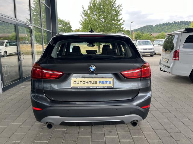 BMW X1 xDrive 20 i Sport Line 