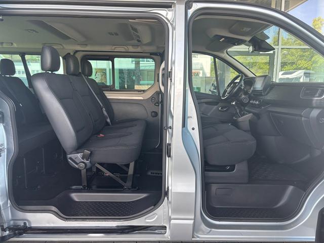 Renault Trafic L2H1 3,0t (8/9 Sitze) Life 