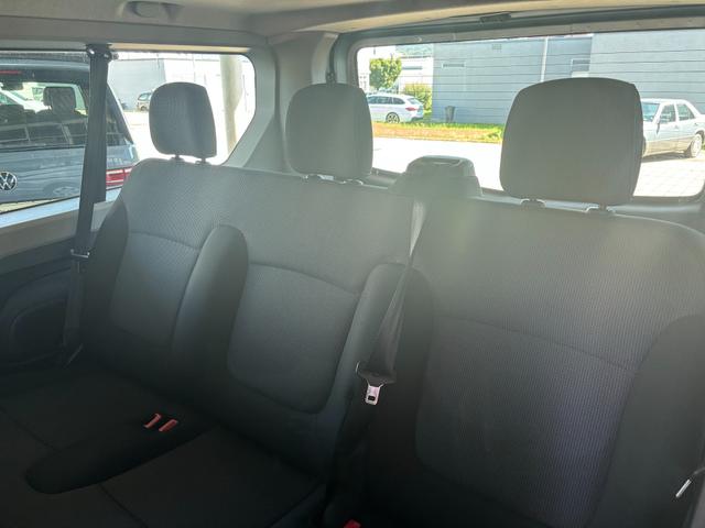 Renault Trafic L2H1 3,0t (8/9 Sitze) Life 