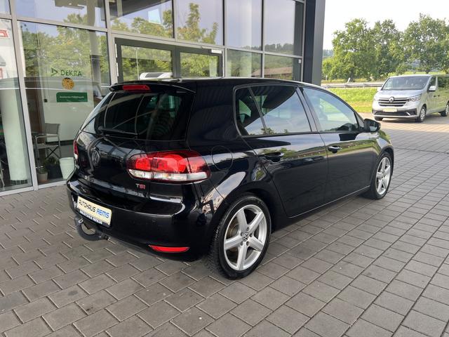 Volkswagen Golf VI Highline 