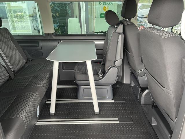 Volkswagen T6.1 Multivan Family FWD 