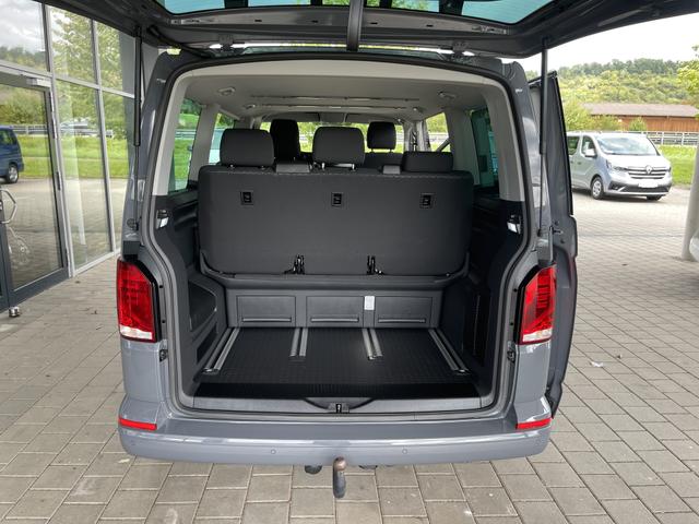 Volkswagen T6.1 Multivan Family FWD 