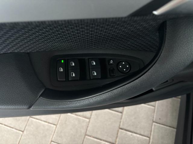 BMW X1 sDrive 18 i Advantage 18i 