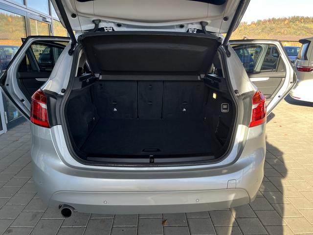 BMW 2er Active Tourer 218 i Advantage 