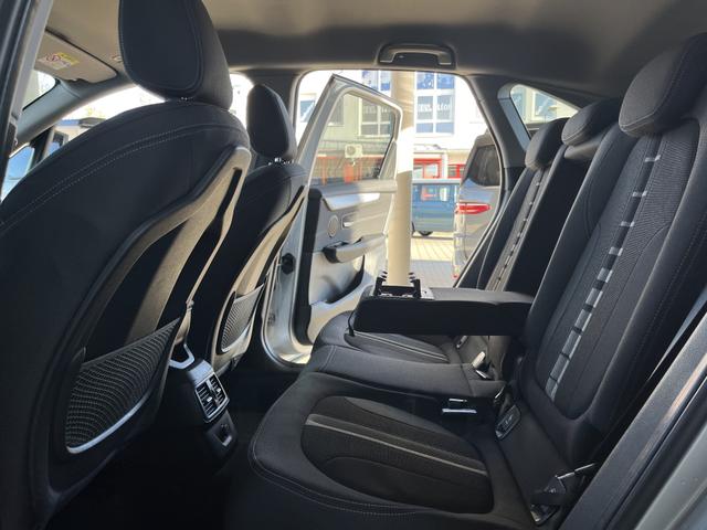 BMW 2er Active Tourer 218 i Advantage 