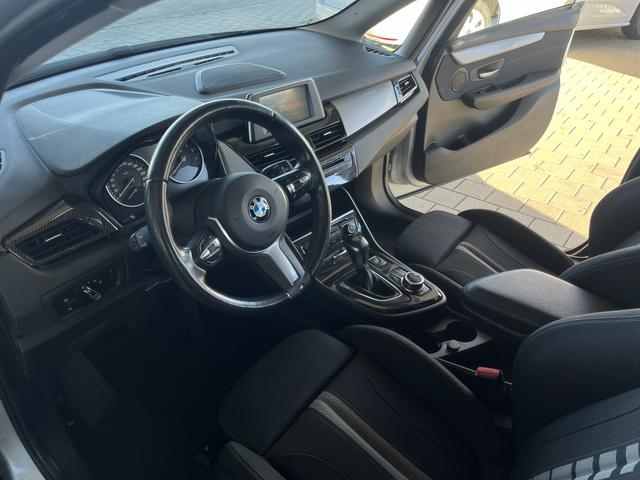 BMW 2er Active Tourer 218 i Advantage 