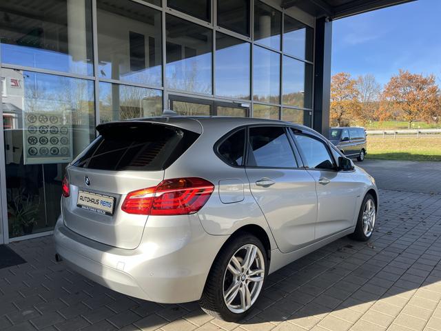 BMW 2er Active Tourer 218 i Advantage 
