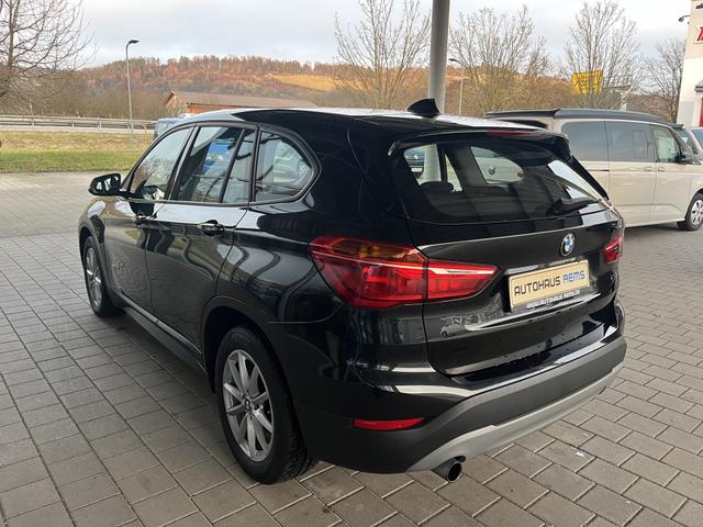 BMW X1 sDrive 18 i 