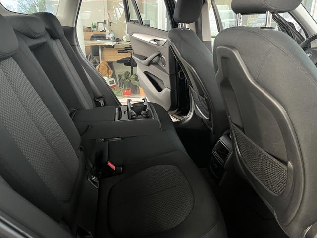 BMW X1 sDrive 18 i 
