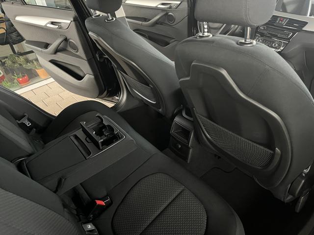 BMW X1 sDrive 18 i 