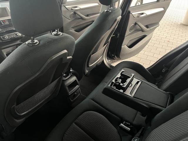 BMW X1 sDrive 18 i 