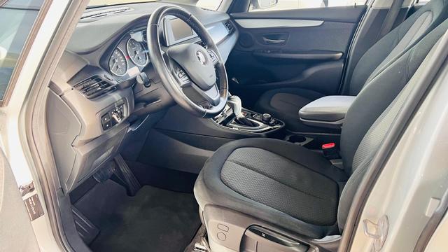 BMW 2er Active Tourer 218 i Advantage - 218i 