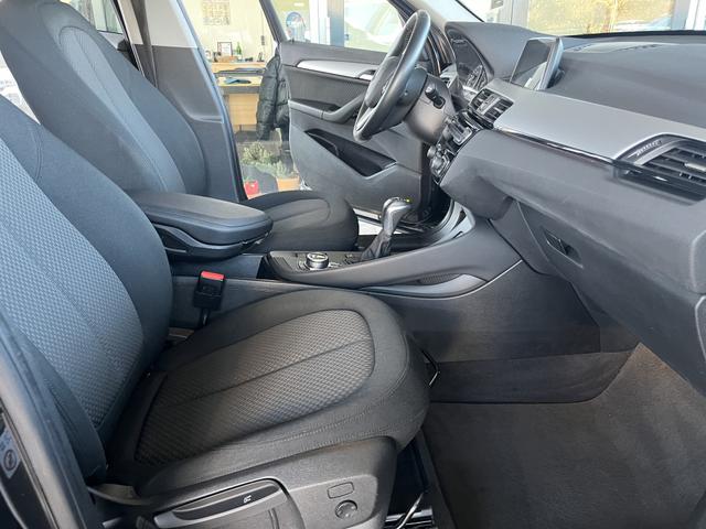BMW X1 xDrive 18 d Advantage 