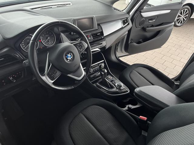 BMW 2er Active Tourer 218 i Advantage 