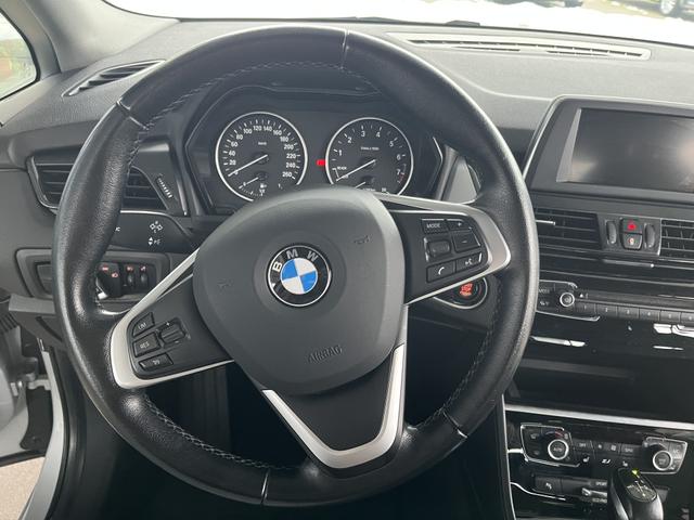 BMW 2er Active Tourer 218 i Advantage 