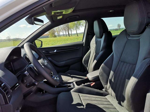 Skoda Karoq Sportline 2.0TDI DSG 4x4 AHK Matrix Pano Sound 