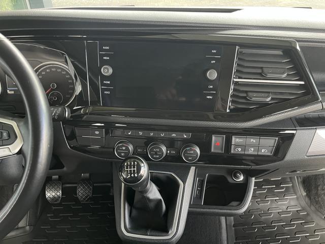 Volkswagen T6 Multivan Generation Six FWD 