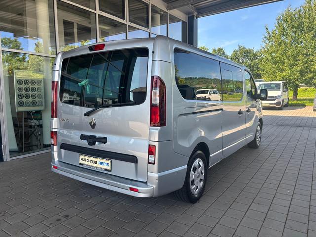 Renault Trafic L2H1 3,0t (8/9 Sitze) Life 