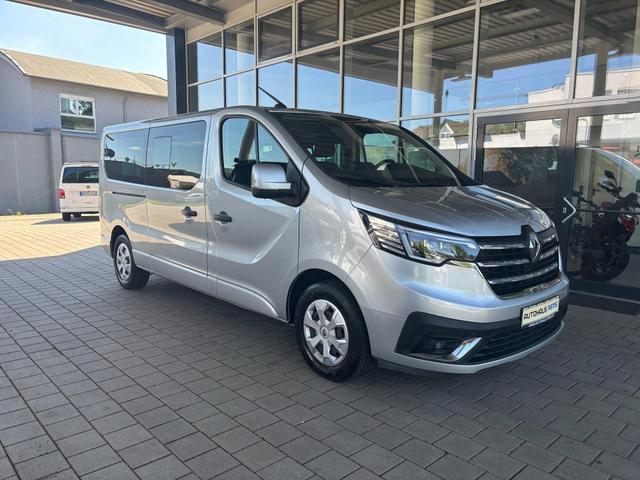 Renault Trafic L2H1 3,0t (8/9 Sitze) Life 