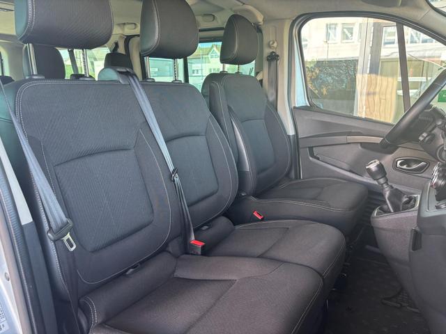 Renault Trafic L2H1 3,0t (8/9 Sitze) Life 