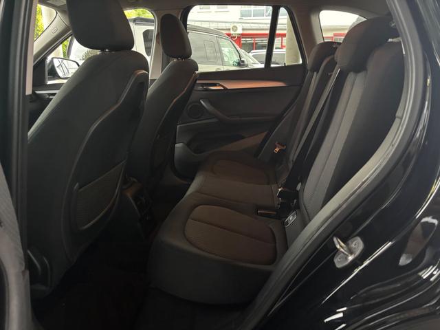 BMW X1 sDrive 18 i Advantage 18i 
