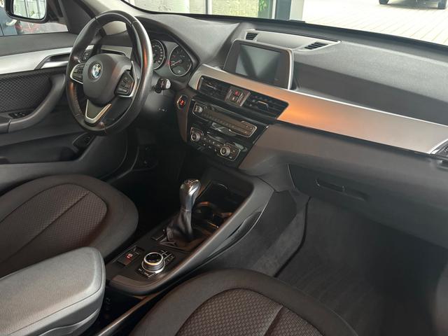 BMW X1 sDrive 18 i Advantage 18i 