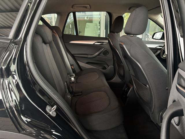 BMW X1 sDrive 18 i Advantage 18i 