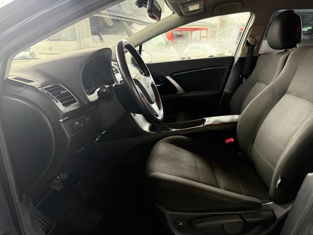 Toyota Avensis Combi Edition 