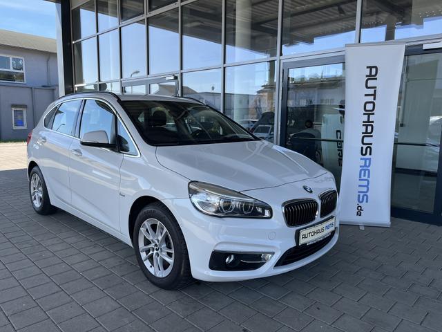 BMW 2er Active Tourer - 220 i Luxury Line