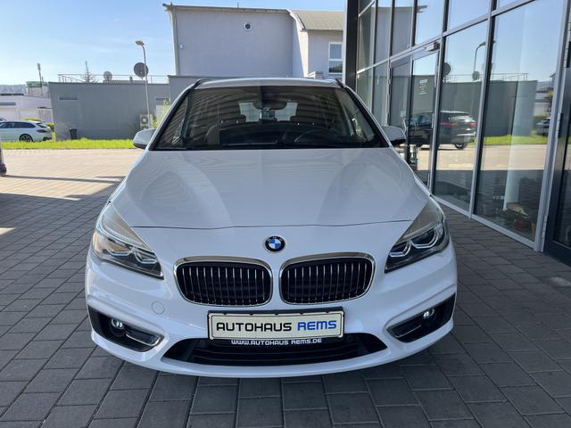 BMW 2er Active Tourer 220 i Luxury Line 