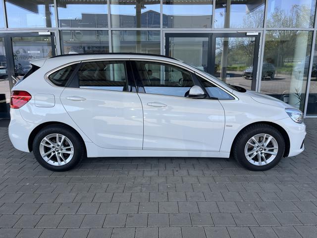 BMW 2er Active Tourer 220 i Luxury Line 