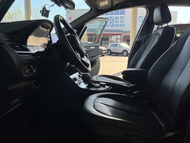 BMW 2er Active Tourer 220 i Luxury Line 