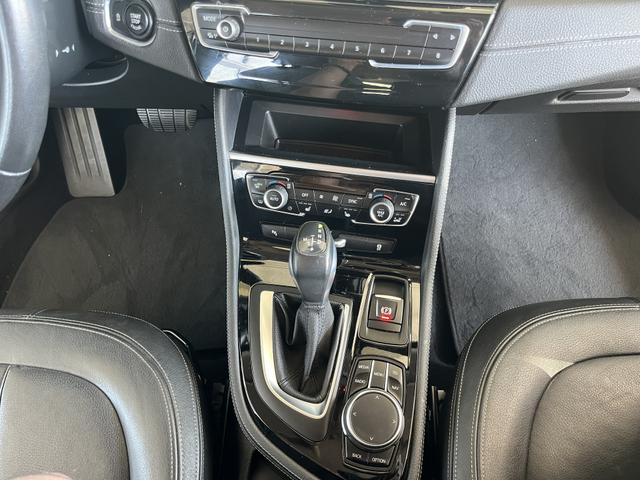 BMW 2er Active Tourer 220 i Luxury Line 