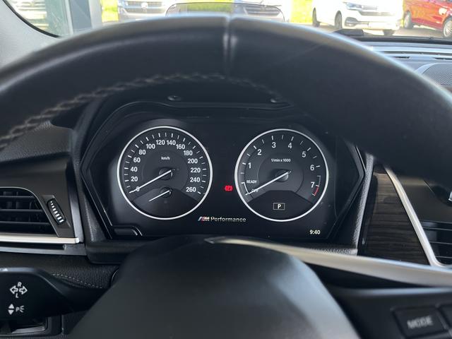 BMW 2er Active Tourer 220 i Luxury Line 