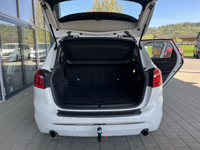 BMW 2er Active Tourer 220 i Luxury Line 