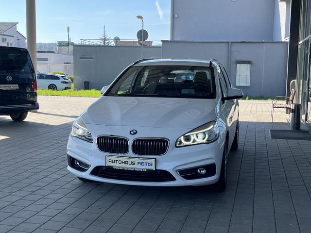 BMW 2er Active Tourer 220 i Luxury Line 