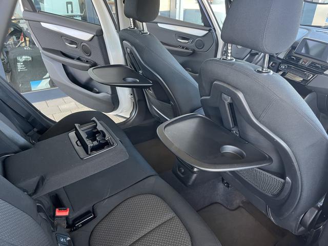 BMW 2er Active Tourer 216 d Advantage 