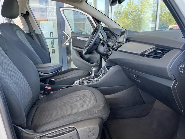 BMW 2er Active Tourer 216 d Advantage 