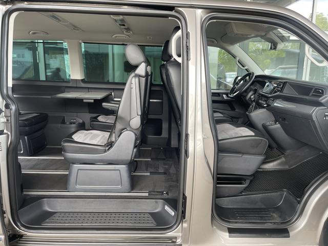 Volkswagen T6.1 Multivan Generation Six FWD 