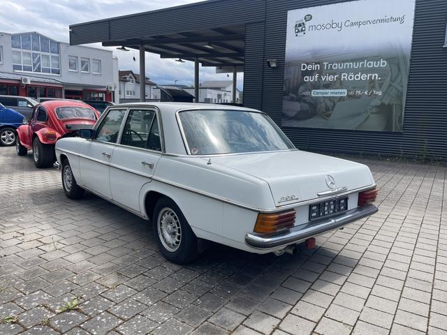 Mercedes-Benz 200 D H-Kennzeichen 