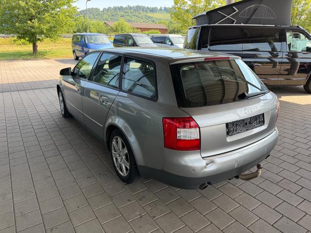 Audi A4 Avant 2.4 