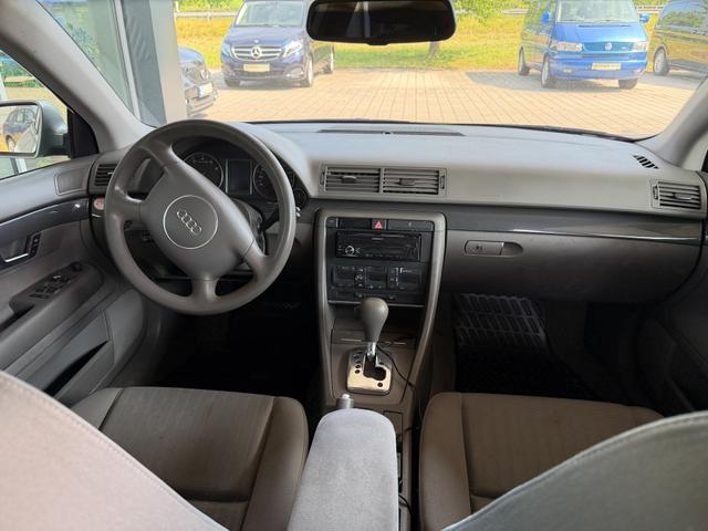 Audi A4 Avant 2.4 