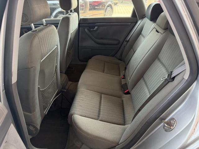 Audi A4 Avant 2.4 