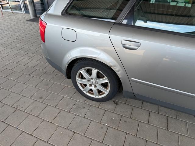 Audi A4 Avant 2.4 