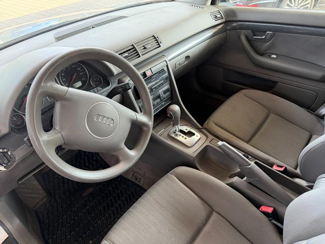 Audi A4 Avant 2.4 