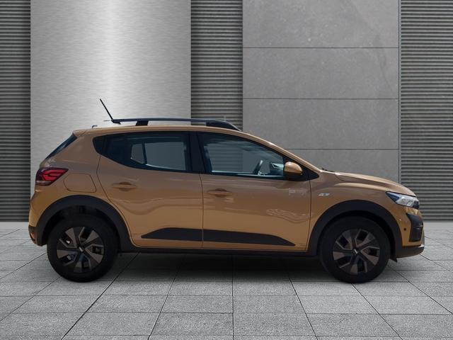 Dacia Sandero Stepway - Expression+RFK+PDC+LED TCe 90
